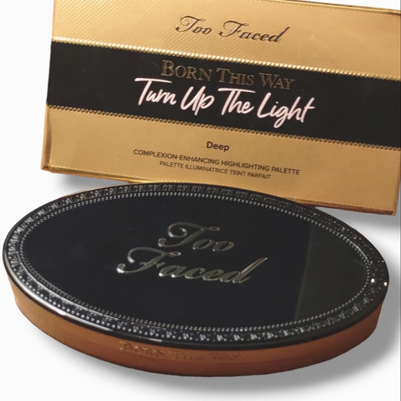 Too Faced Born This Way Turn Up The Light - Picture 3 of 4